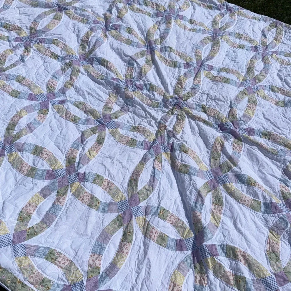Pillowtex Wedding Ring Down Comforter Double/Full White Pastel Cotton Excellent